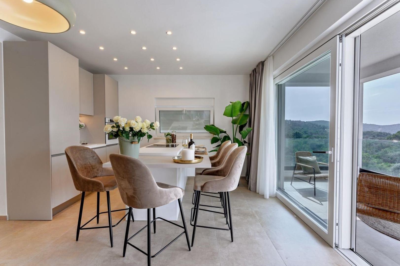 אוקרוג גורניי Luxury Villa Del Sogno With Pool, Jacuzzi, Parking מראה חיצוני תמונה