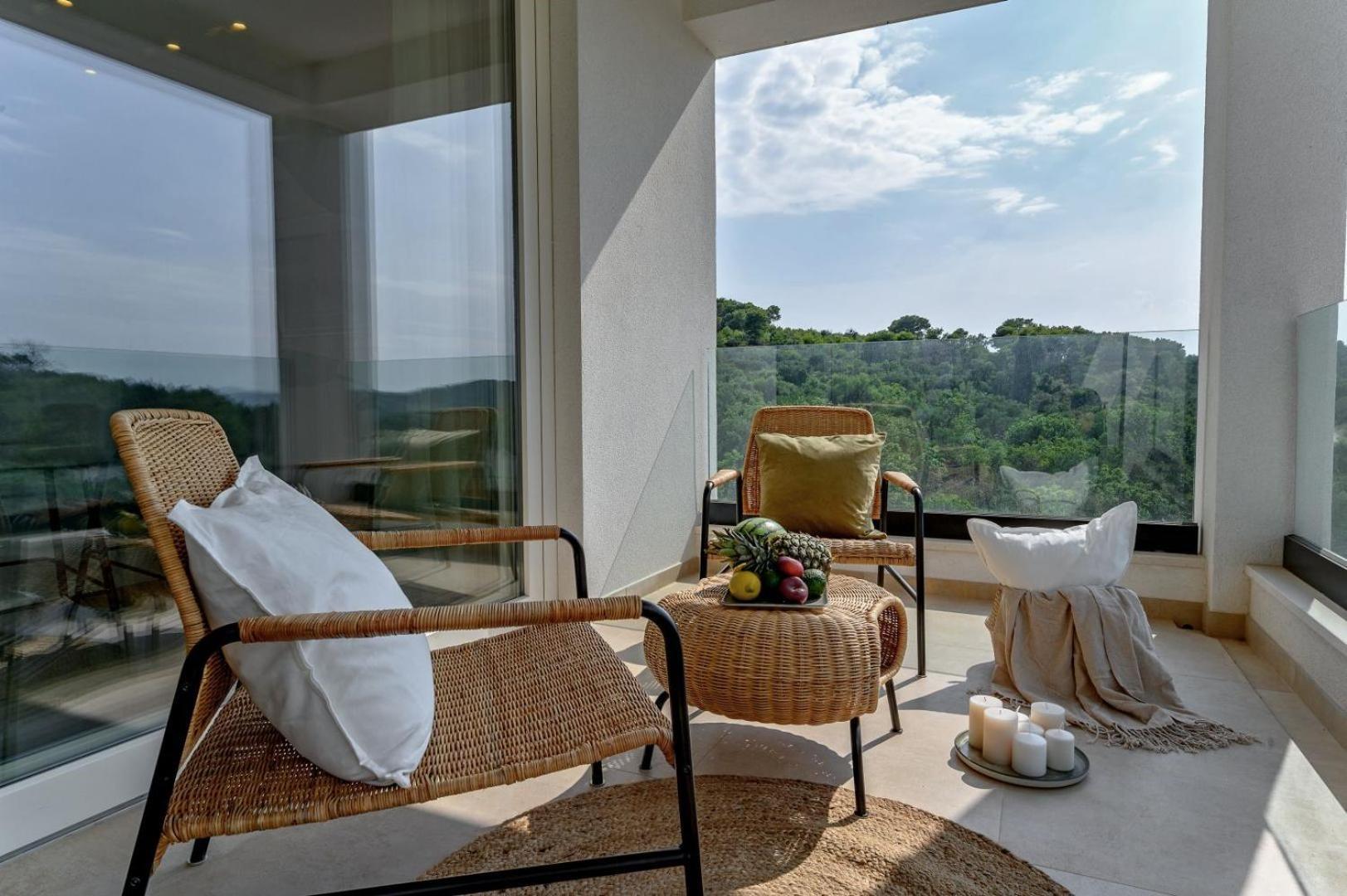 אוקרוג גורניי Luxury Villa Del Sogno With Pool, Jacuzzi, Parking מראה חיצוני תמונה