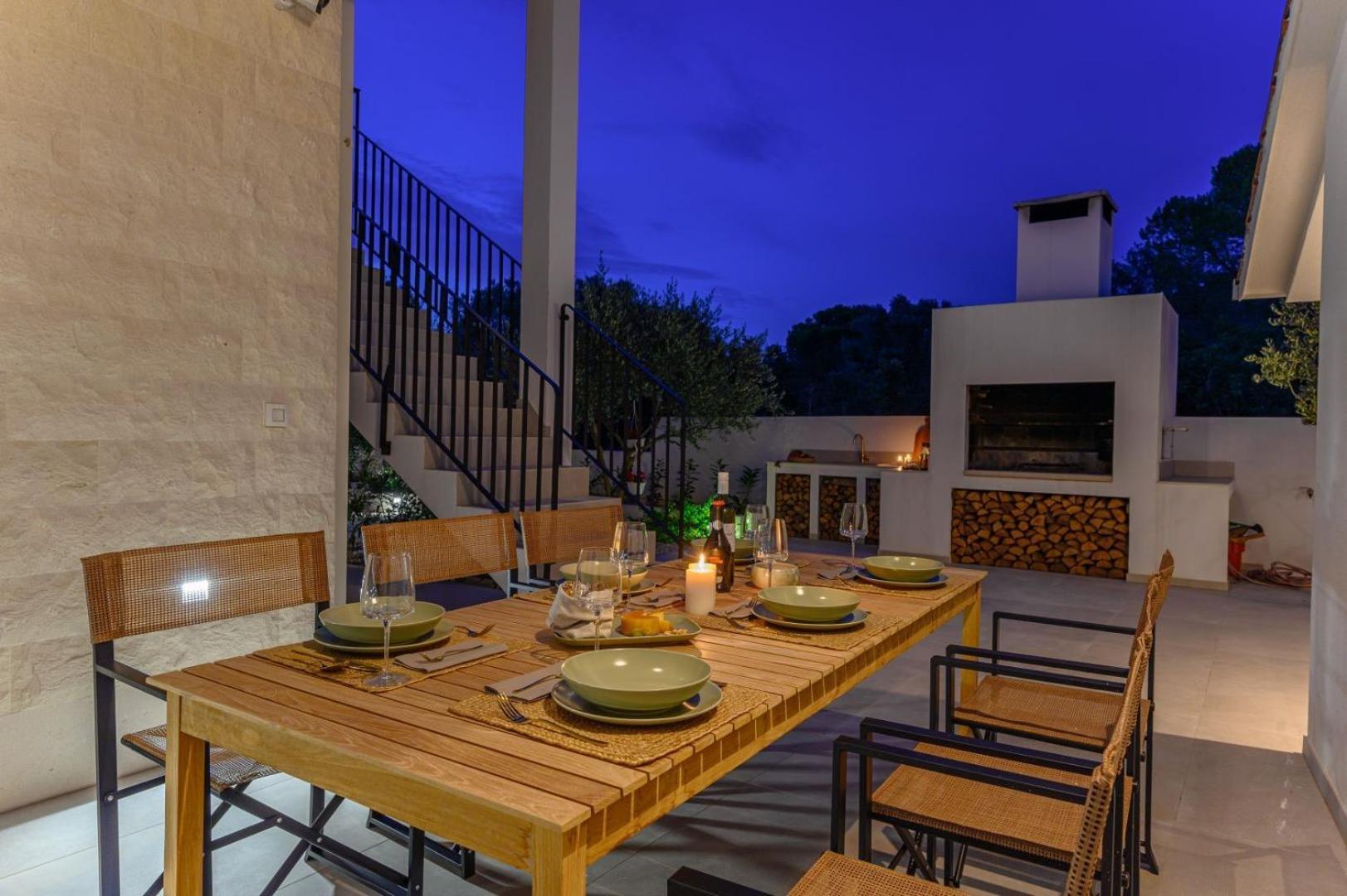 אוקרוג גורניי Luxury Villa Del Sogno With Pool, Jacuzzi, Parking מראה חיצוני תמונה
