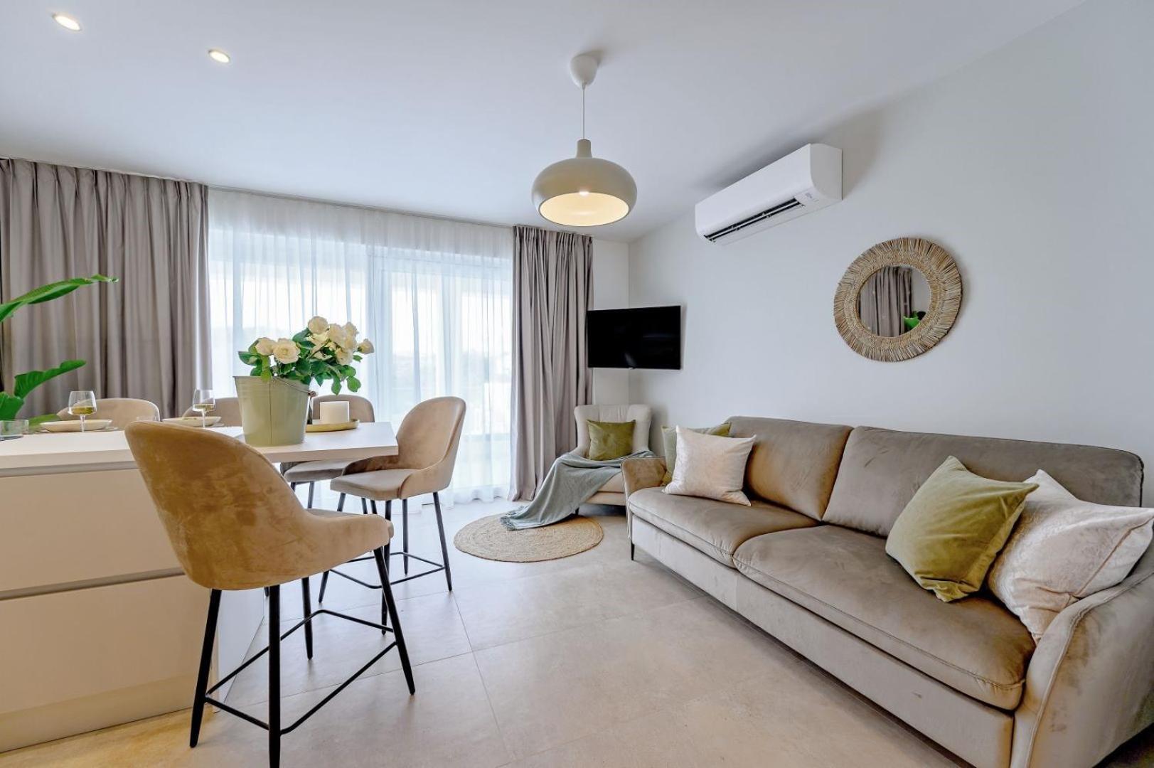 אוקרוג גורניי Luxury Villa Del Sogno With Pool, Jacuzzi, Parking מראה חיצוני תמונה